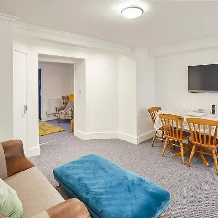 Rockpool's With Outside Area شقة سكرابورو